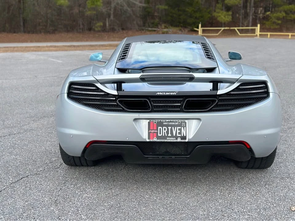 2013 McLaren MP4-12C - Image 7 of 10