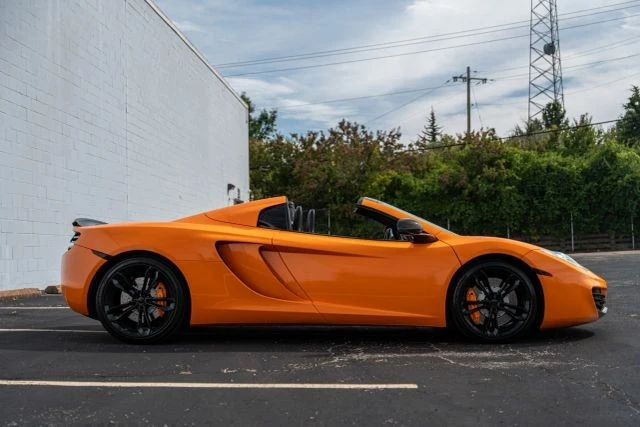 2013 McLaren MP4-12C Spider - Image 9 of 17