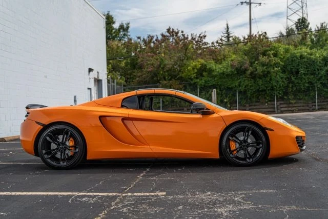 2013 McLaren MP4-12C Spider - Image 3 of 17