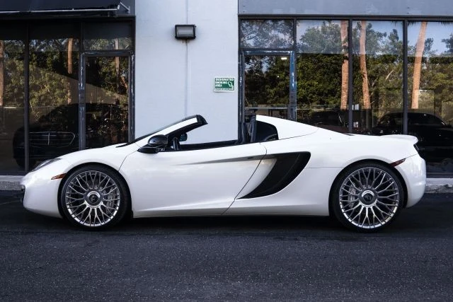 2013 McLaren MP4-12C Spider - Image 9 of 31
