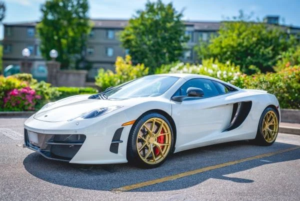 2013 McLaren MP4-12C - Image 3 of 10