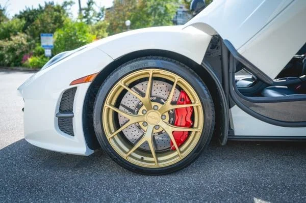 2013 McLaren MP4-12C - Image 4 of 10