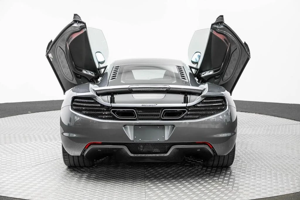 2013 McLaren MP4-12C - Image 12 of 31