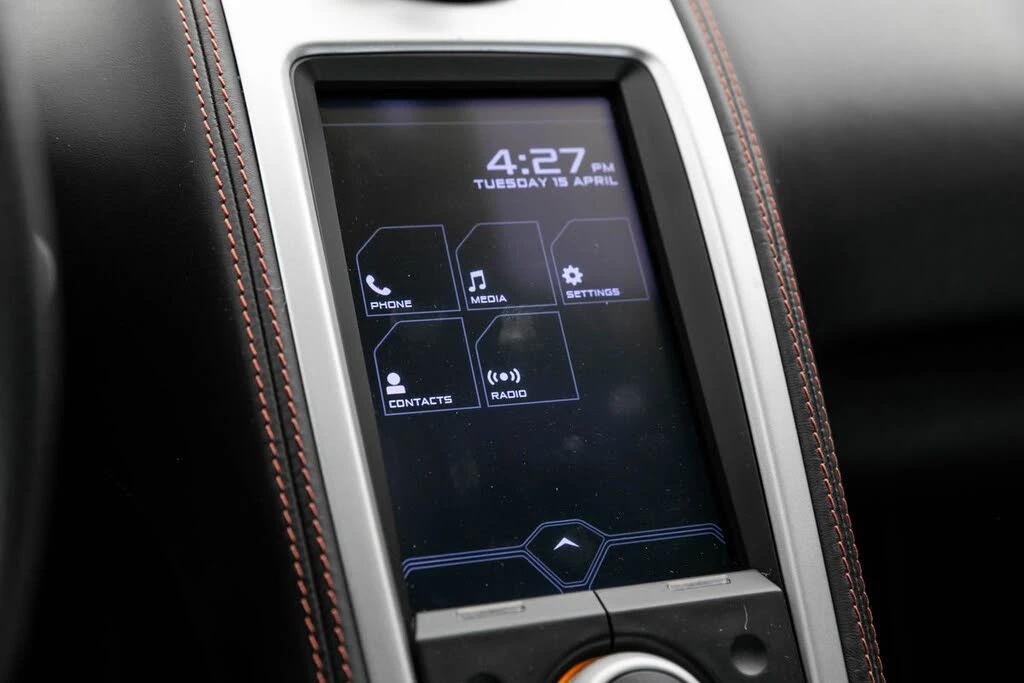 2013 McLaren MP4-12C - Image 27 of 31