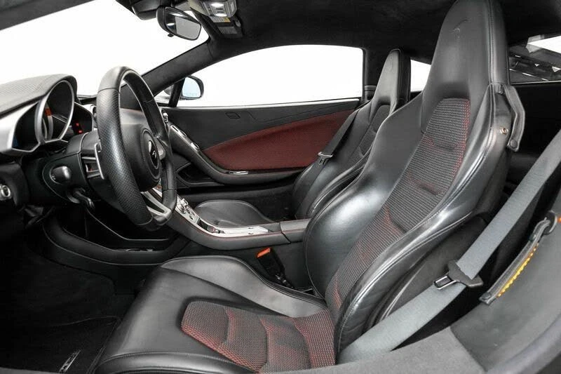 2013 McLaren MP4-12C - Image 16 of 31