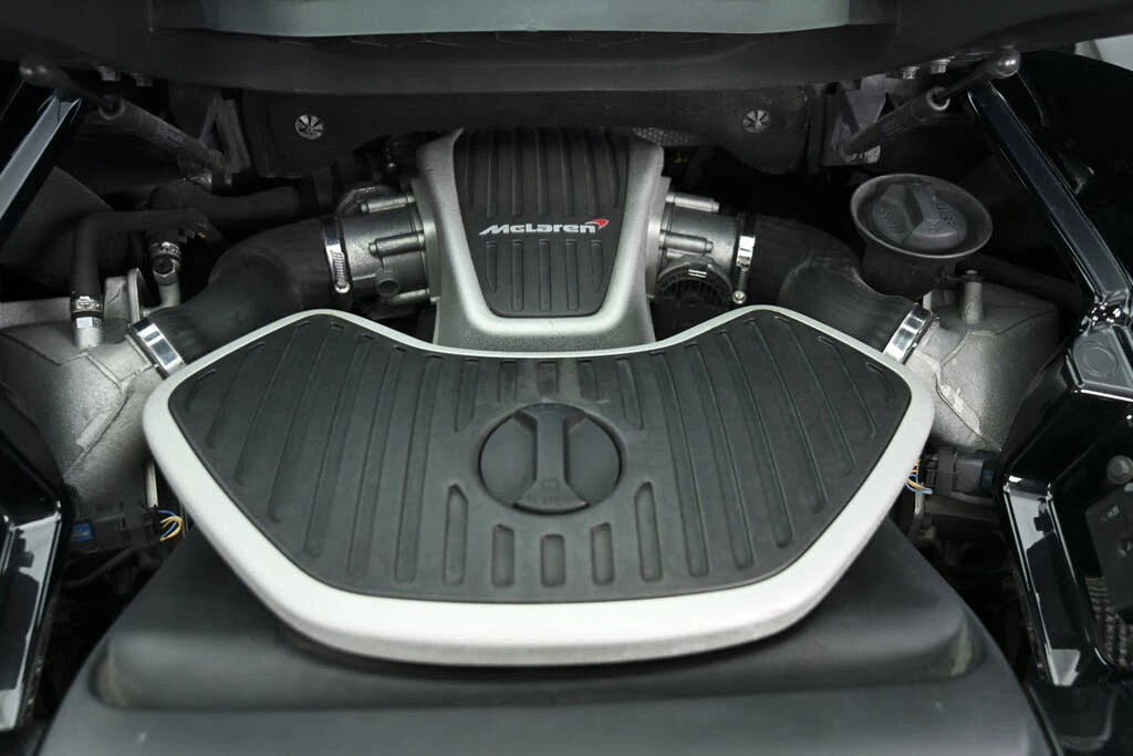 2013 McLaren MP4-12C - Image 21 of 23