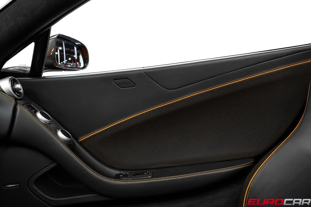 2013 McLaren MP4-12C - Image 30 of 31