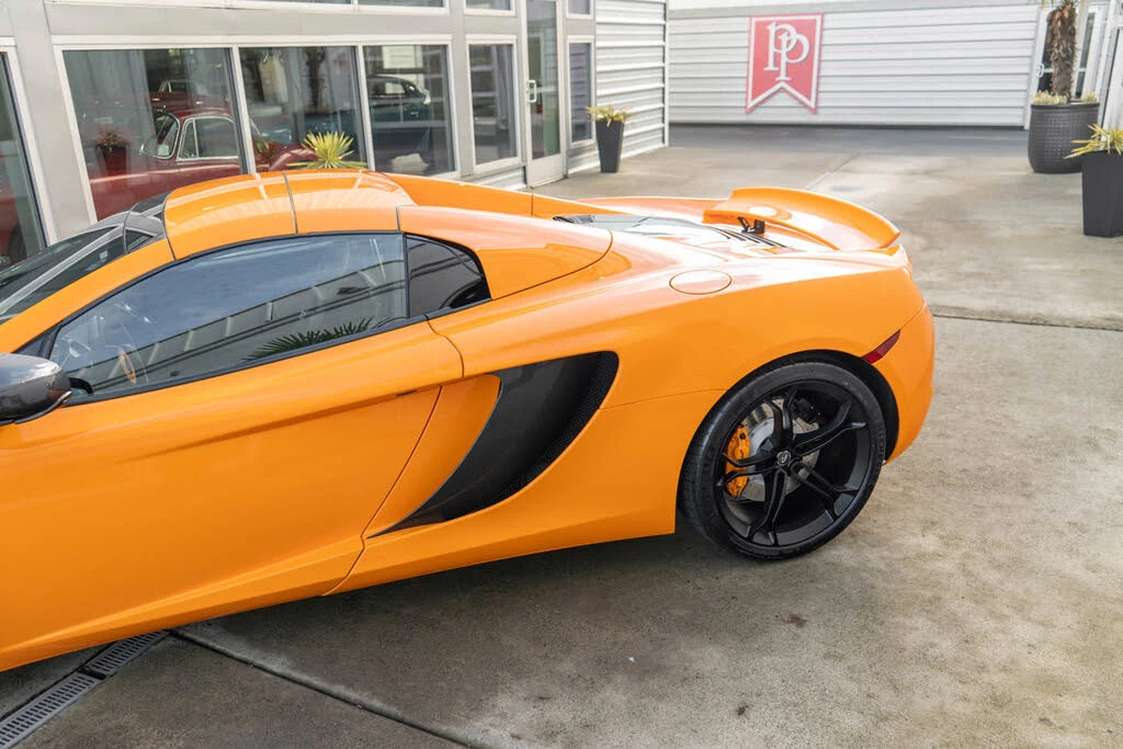 2013 McLaren MP4-12C - Image 5 of 31