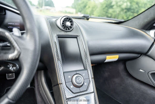 2013 McLaren MP4-12C - Image 30 of 31