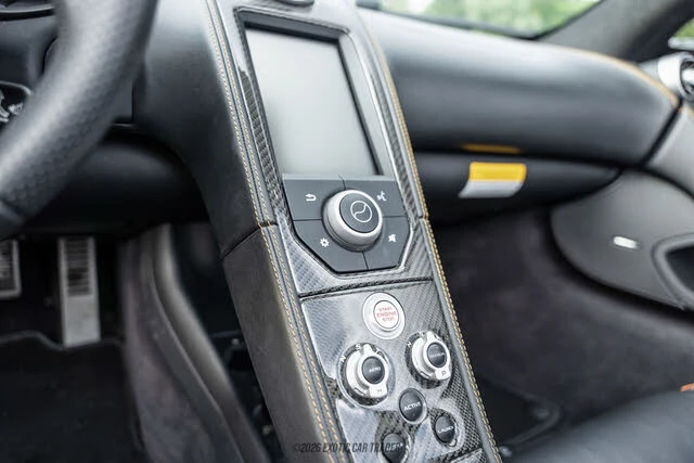 2013 McLaren MP4-12C - Image 31 of 31
