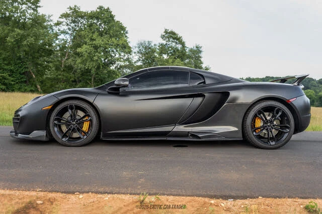 2013 McLaren MP4-12C - Image 15 of 31