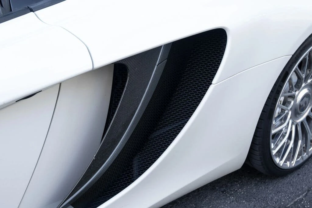 2013 McLaren MP4-12C - Image 12 of 31