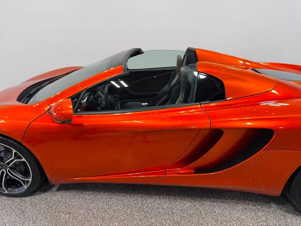2013 McLaren MP4-12C - Image 22 of 31