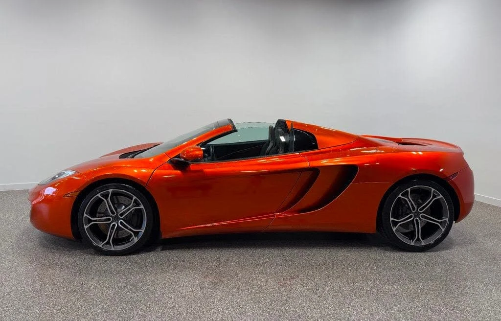 2013 McLaren MP4-12C - Image 20 of 31