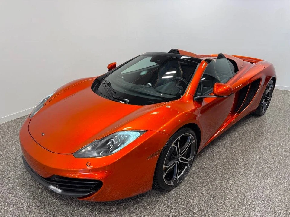 2013 McLaren MP4-12C - Image 18 of 31