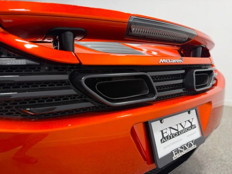 2013 McLaren MP4-12C - Image 25 of 31