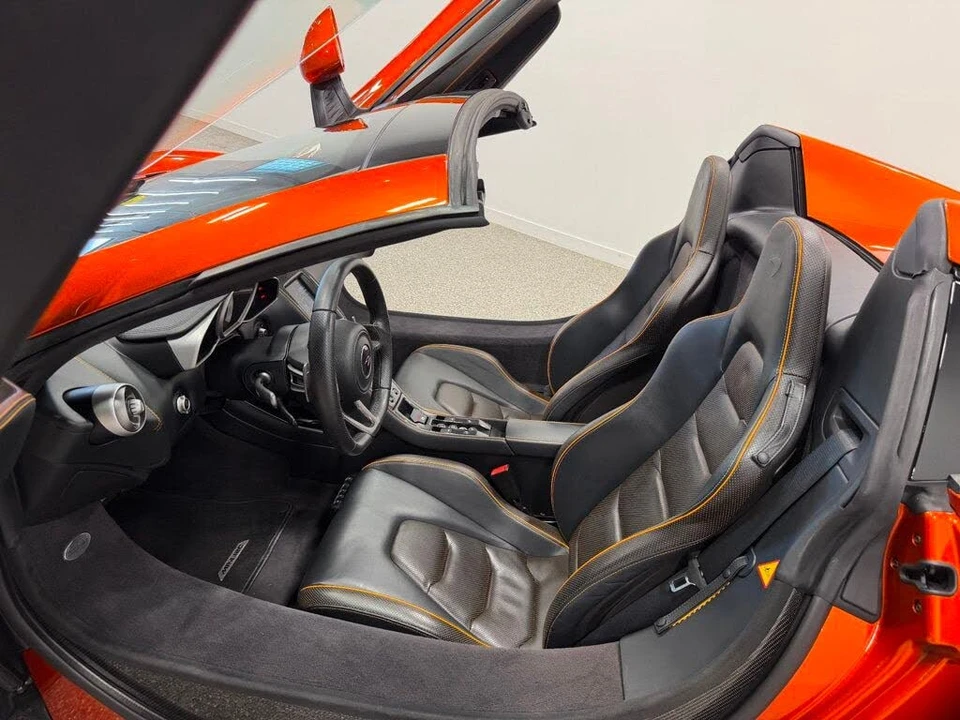 2013 McLaren MP4-12C - Image 13 of 31