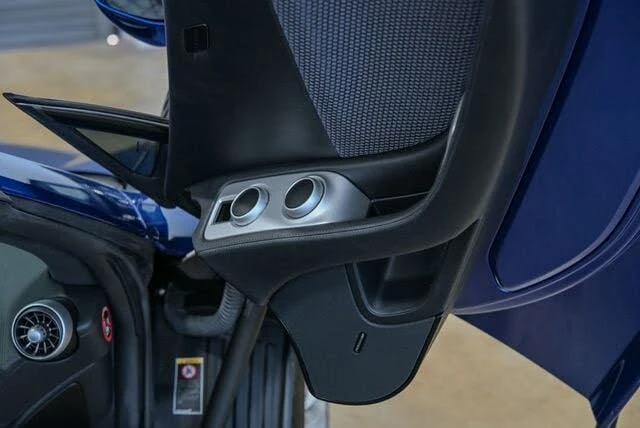 2013 McLaren MP4-12C - Image 26 of 31