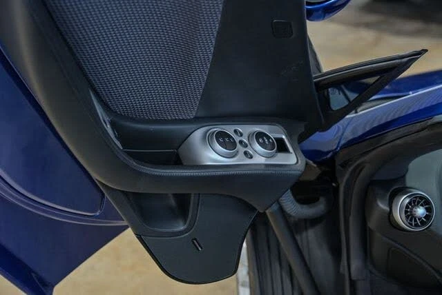 2013 McLaren MP4-12C - Image 22 of 31