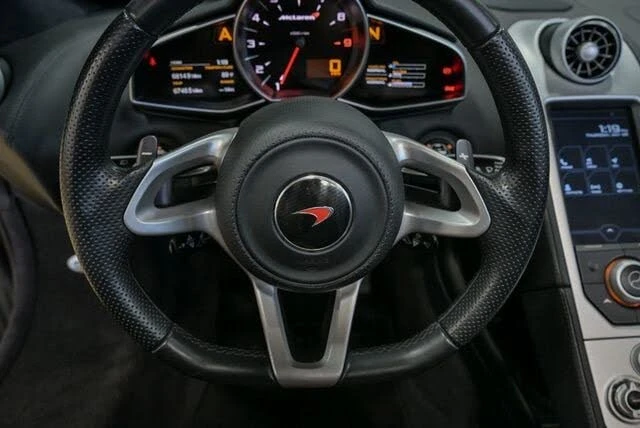 2013 McLaren MP4-12C - Image 28 of 31
