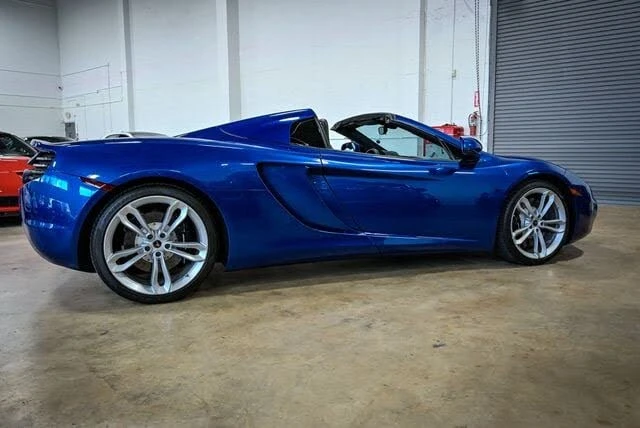 2013 McLaren MP4-12C - Image 15 of 31