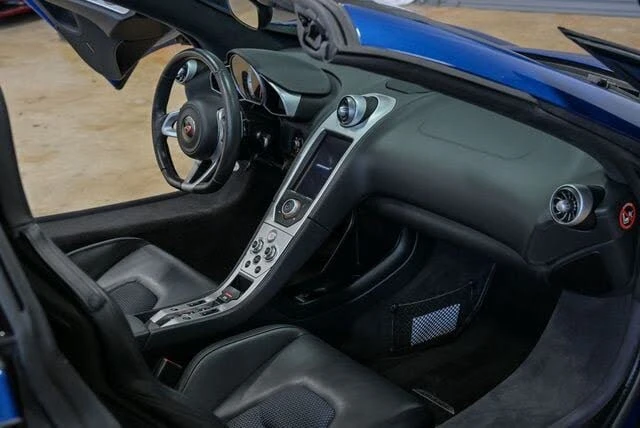2013 McLaren MP4-12C - Image 25 of 31
