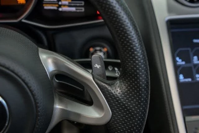 2013 McLaren MP4-12C - Image 30 of 31