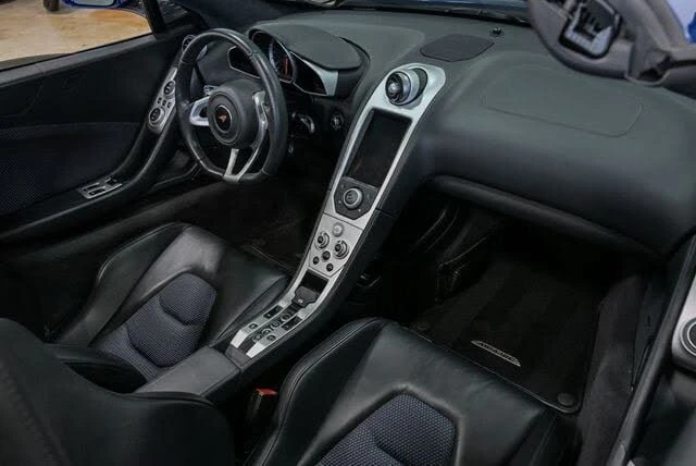 2013 McLaren MP4-12C - Image 18 of 31