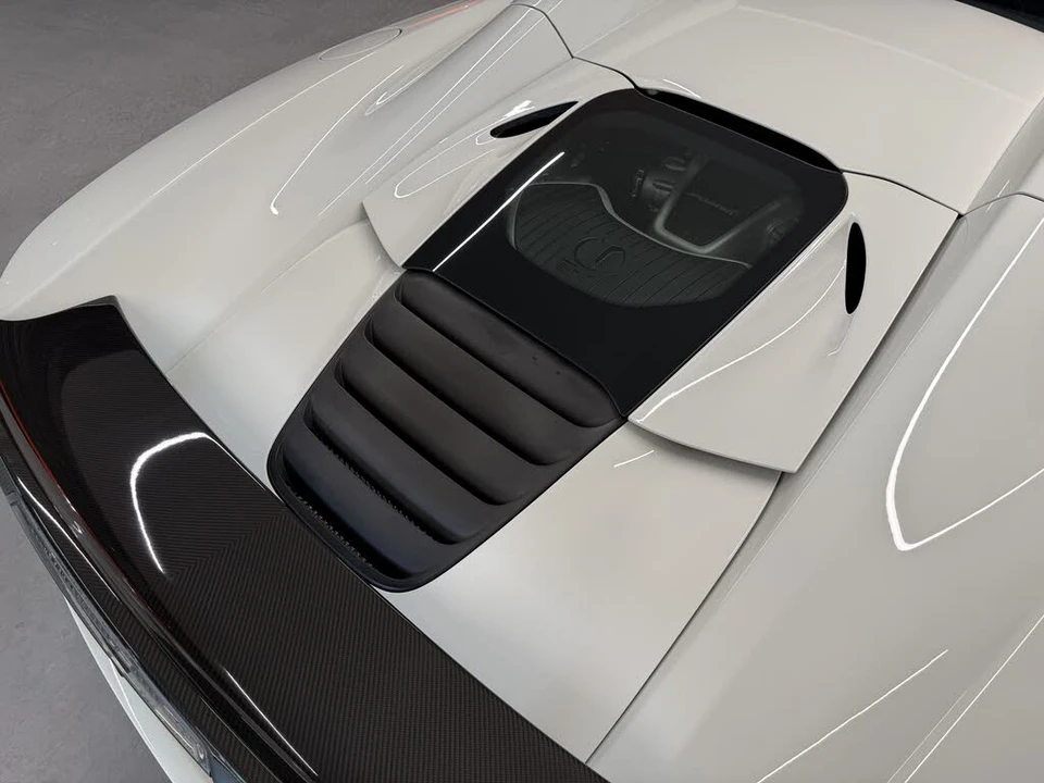 2013 McLaren MP4-12C - Image 8 of 21