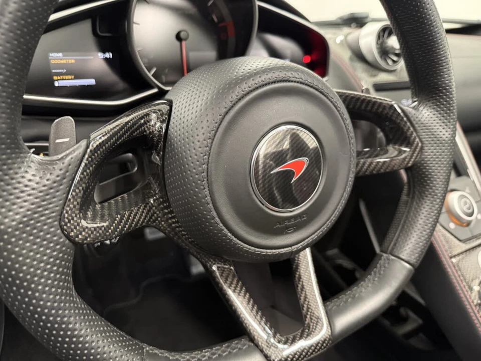 2013 McLaren MP4-12C - Image 16 of 21
