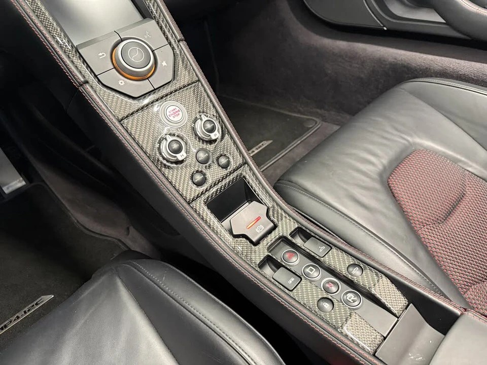 2013 McLaren MP4-12C - Image 17 of 21