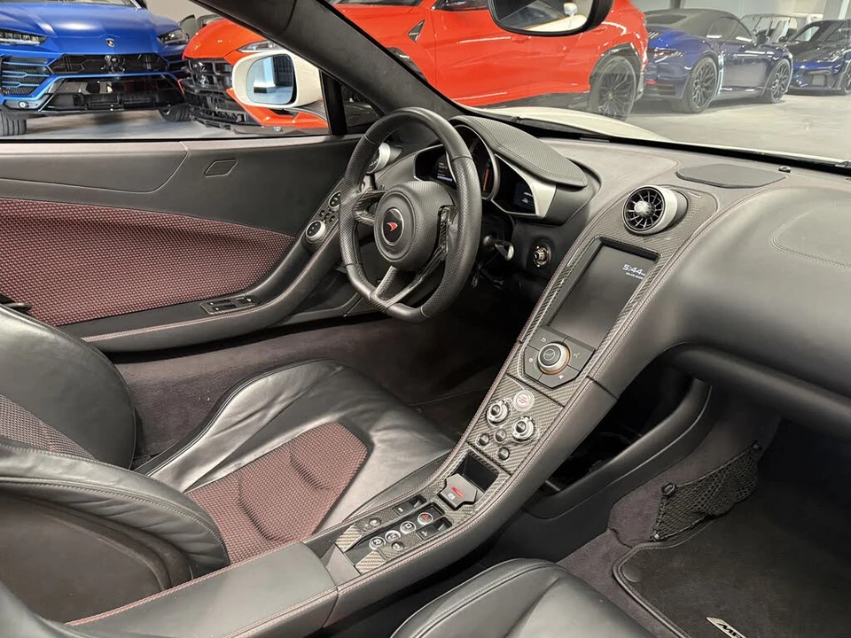 2013 McLaren MP4-12C - Image 21 of 21