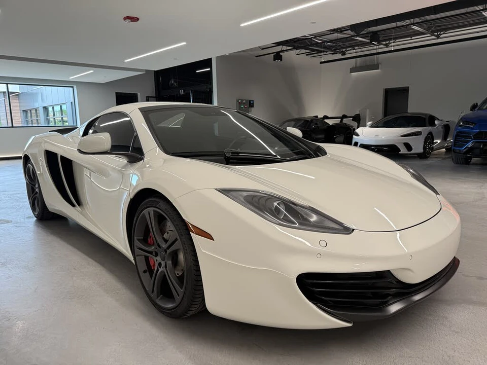 2013 McLaren MP4-12C - Image 9 of 21