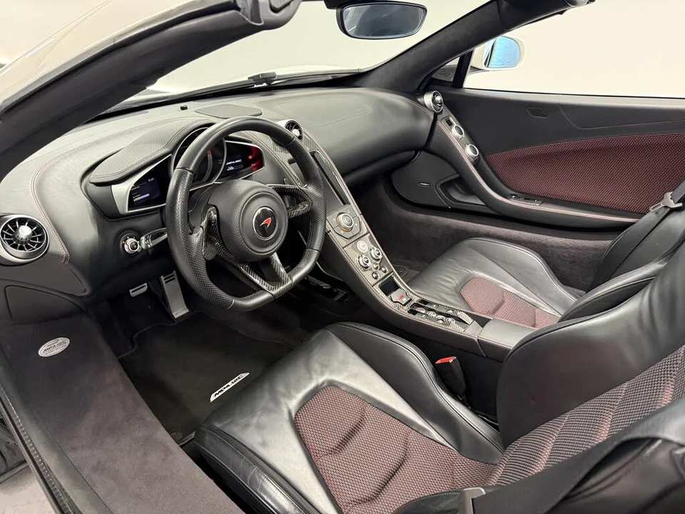 2013 McLaren MP4-12C - Image 12 of 21