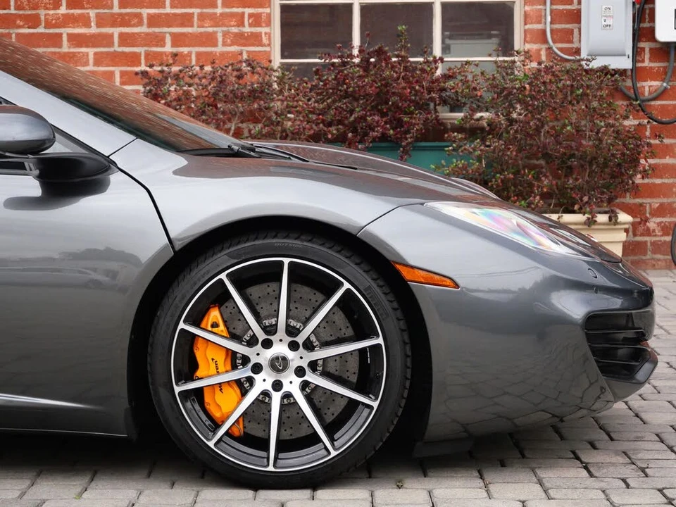 2013 McLaren MP4-12C - Image 7 of 28