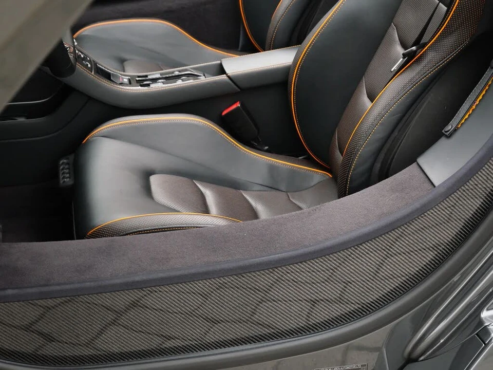 2013 McLaren MP4-12C - Image 21 of 28
