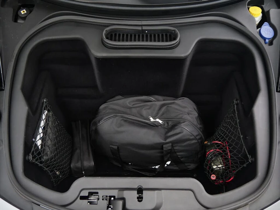 2013 McLaren MP4-12C - Image 27 of 28