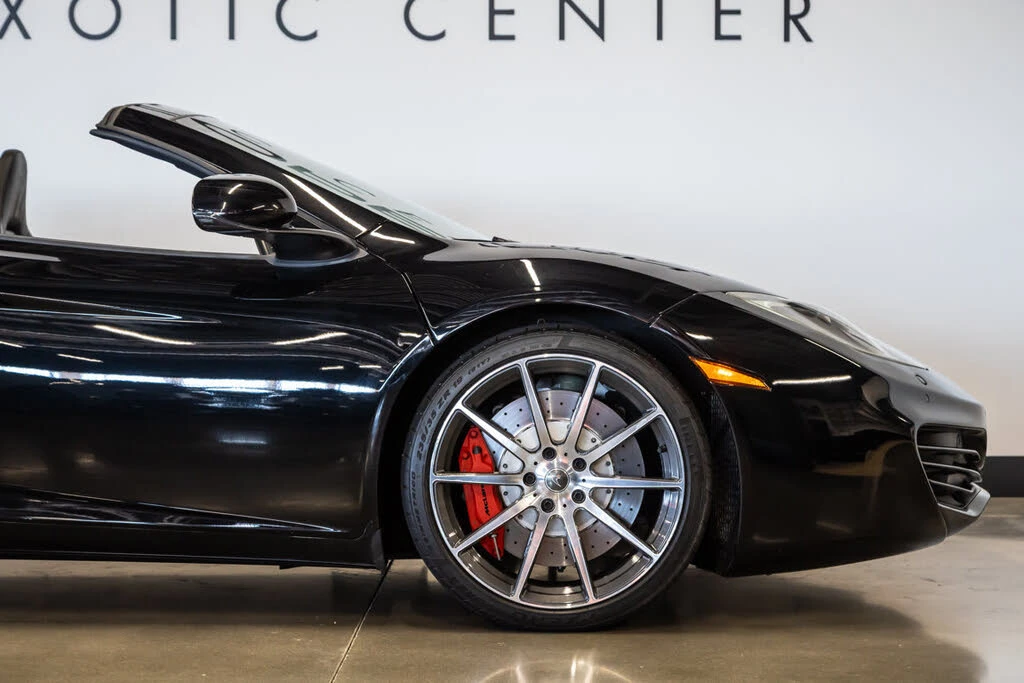 2013 McLaren MP4-12C - Image 18 of 31