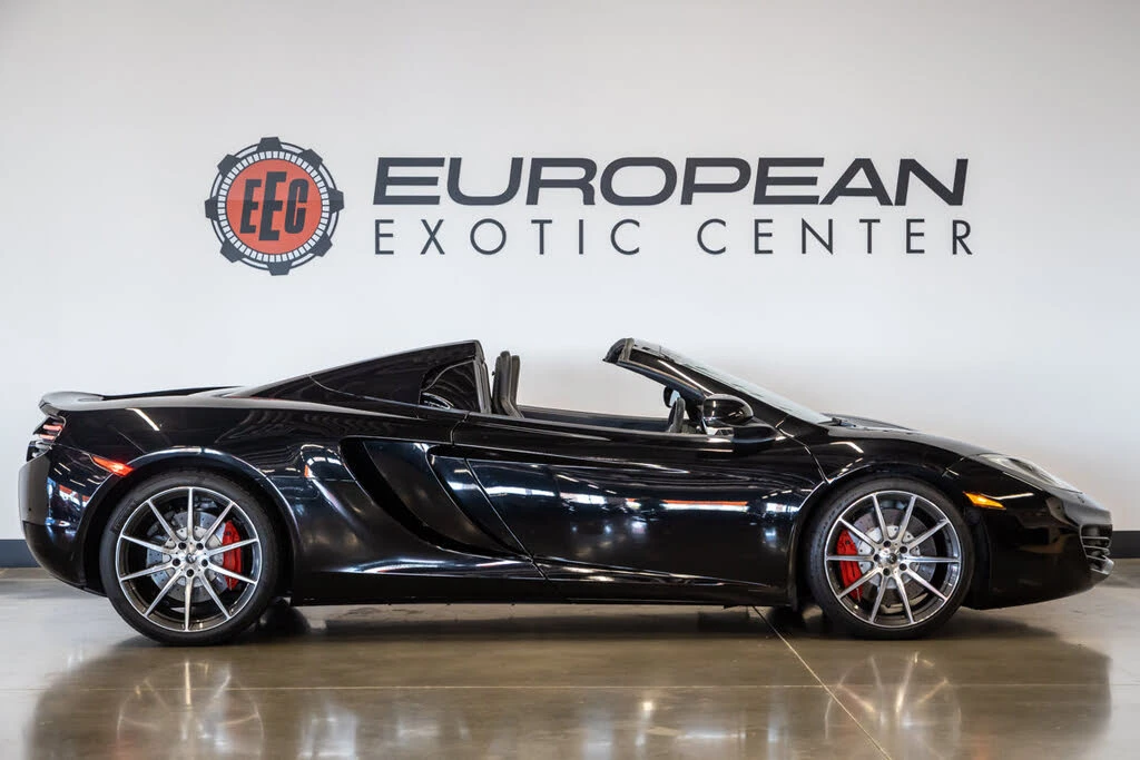 2013 McLaren MP4-12C - Image 15 of 31