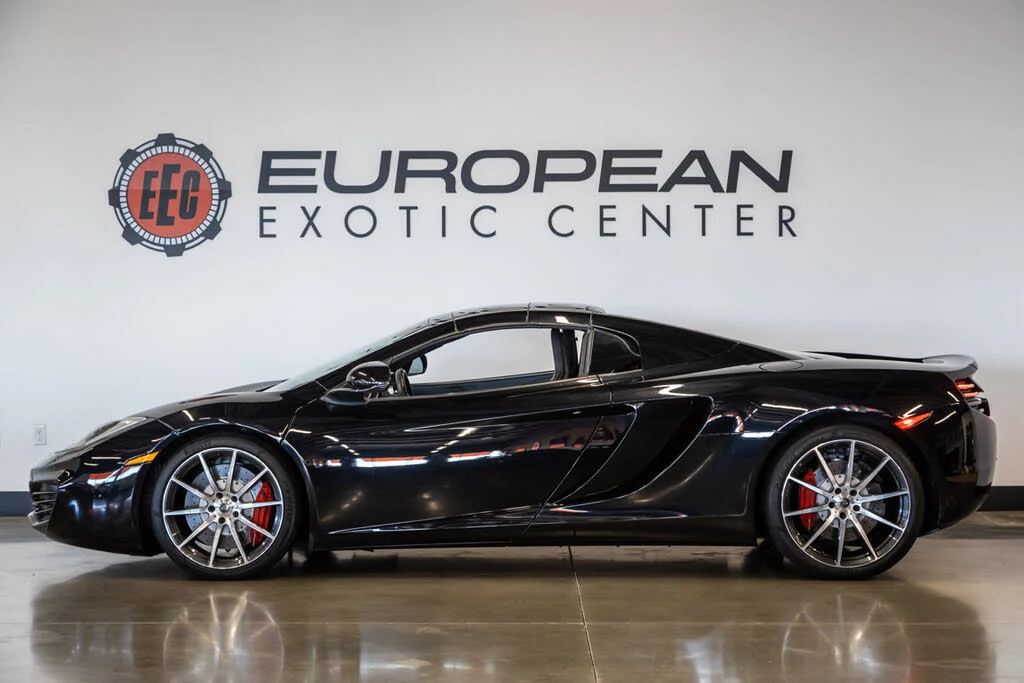 2013 McLaren MP4-12C - Image 9 of 31
