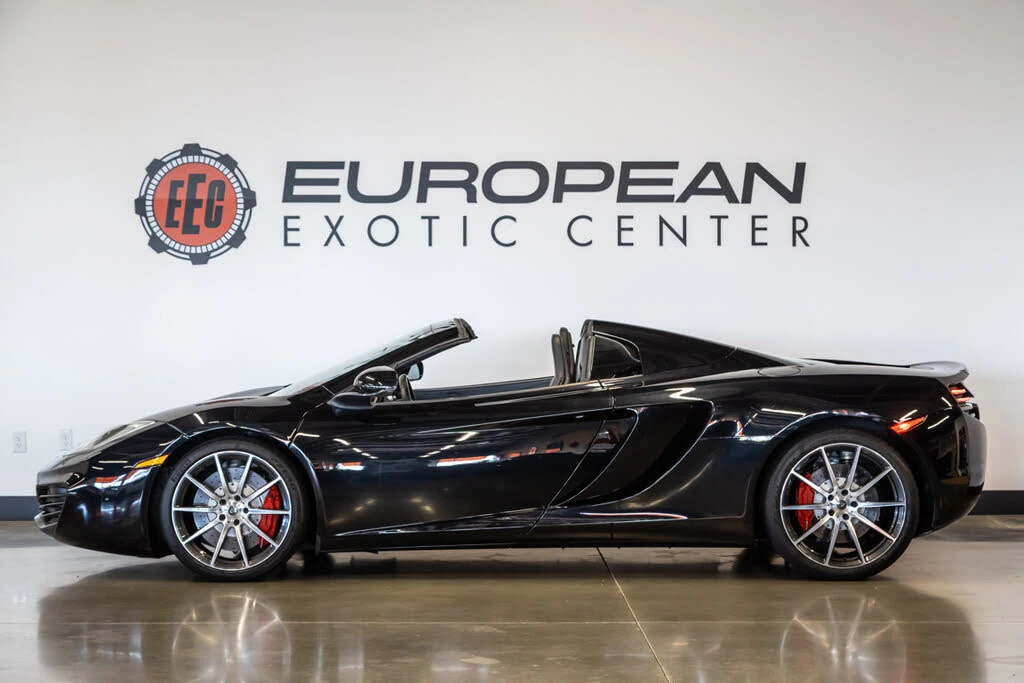 2013 McLaren MP4-12C - Image 10 of 31