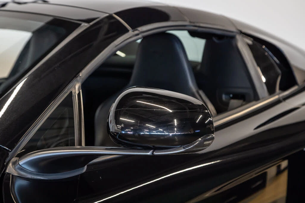 2013 McLaren MP4-12C - Image 28 of 31