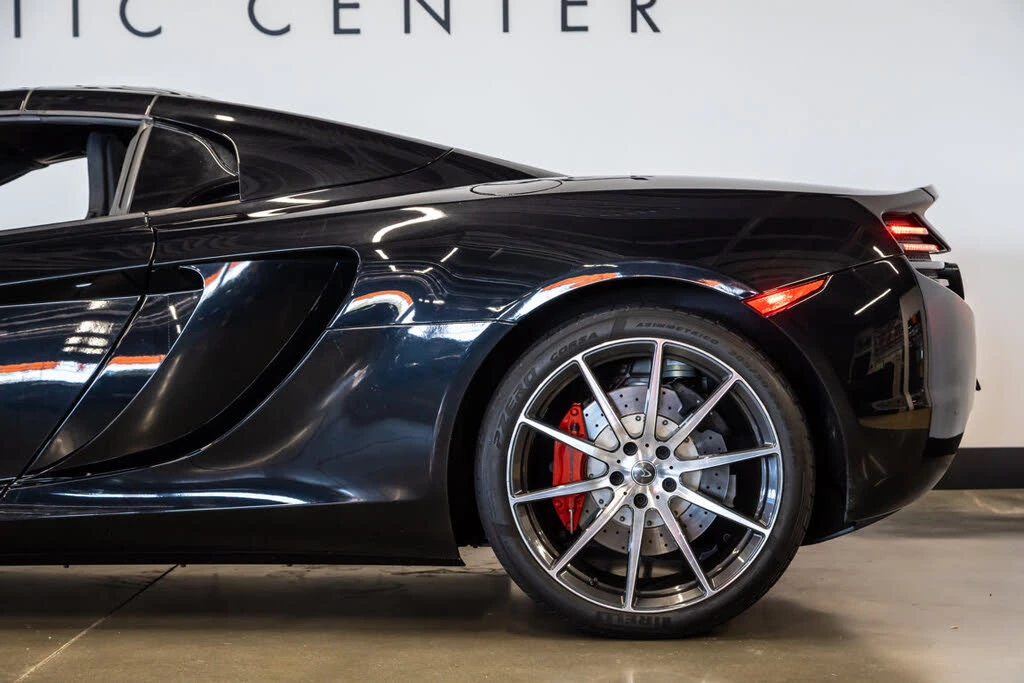 2013 McLaren MP4-12C - Image 22 of 31