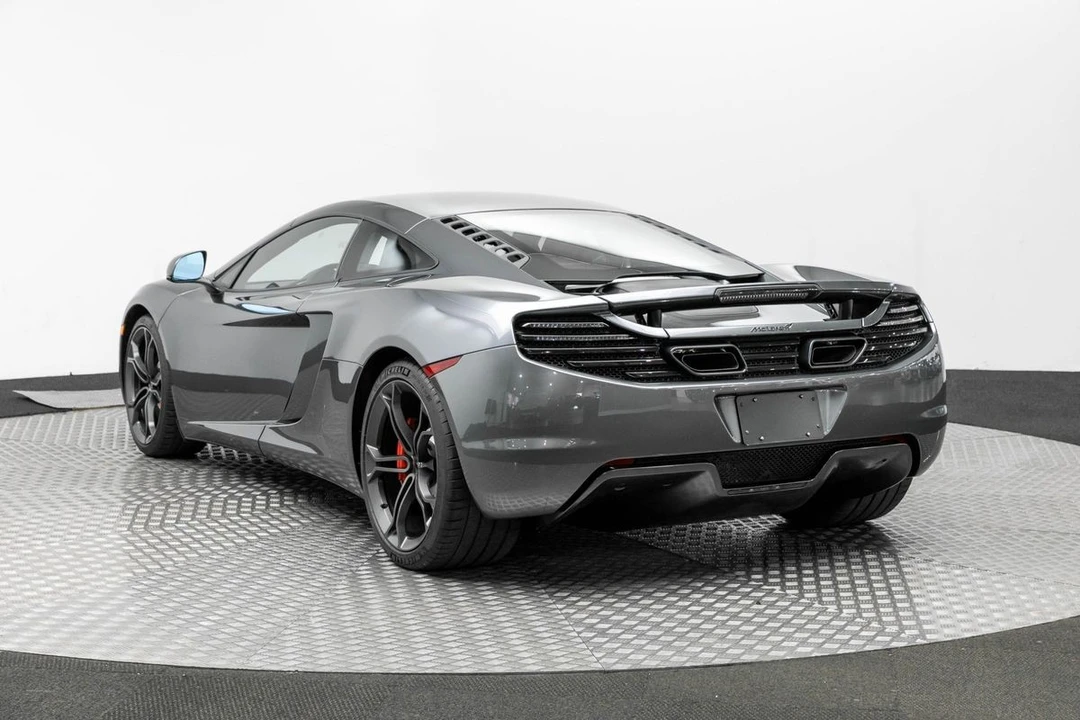 2013 McLaren MP4-12C - Image 6 of 12