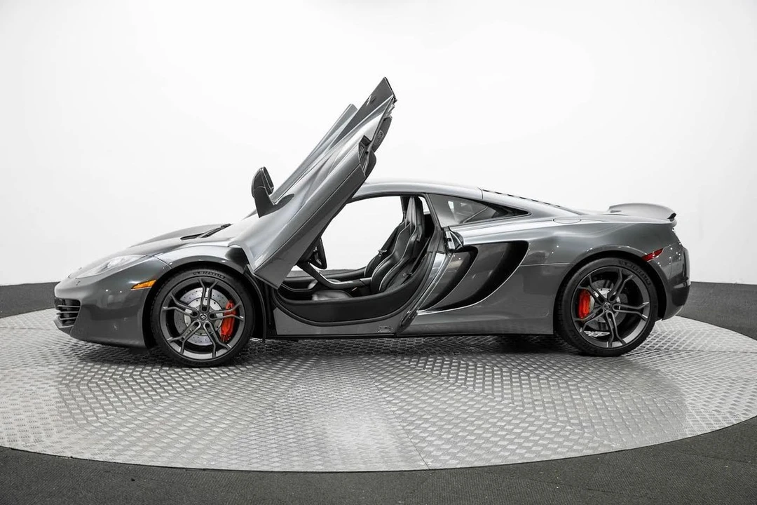 2013 McLaren - Image 8 of 31
