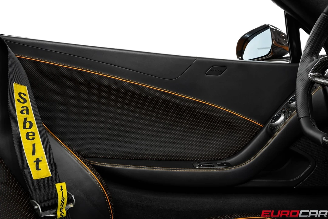 2013 McLaren MP4-12C - Image 31 of 31