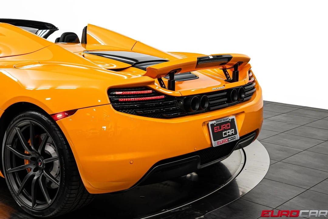2013 McLaren MP4-12C - Image 23 of 31