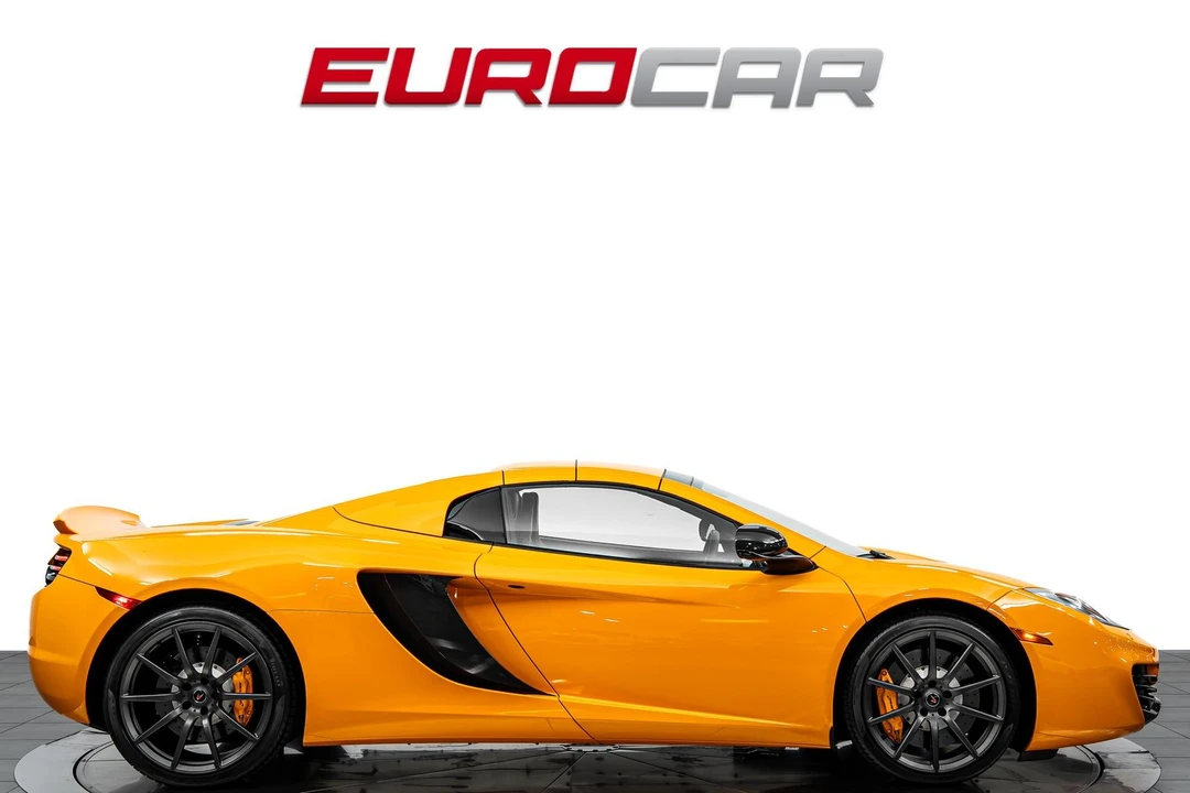 2013 McLaren MP4-12C - Image 7 of 31