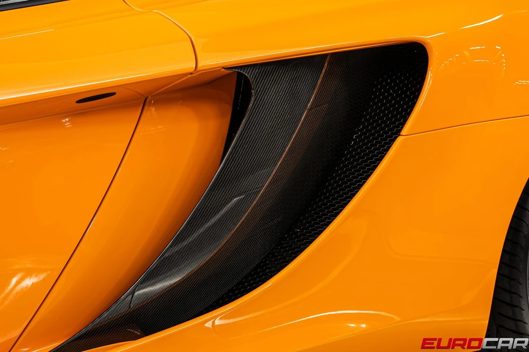 2013 McLaren MP4-12C - Image 19 of 31