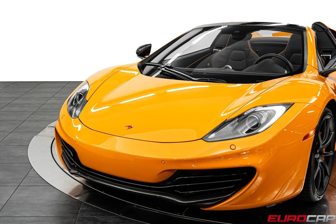 2013 McLaren MP4-12C - Image 16 of 31